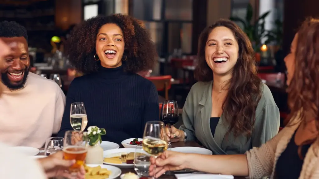 image of happy customers in this restaurant SEO post