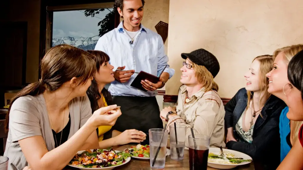 Image of full restaurant in thie post on this How to Optimize Your Restaurant’s Google Business Profile